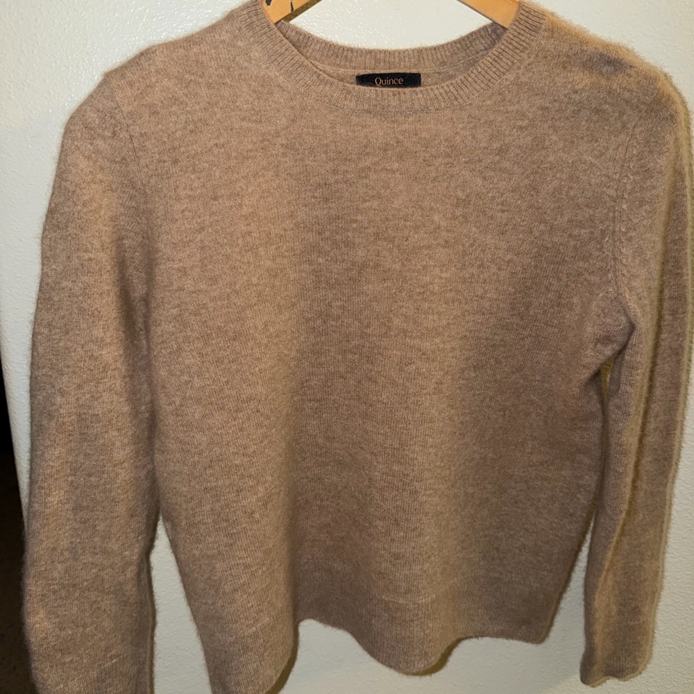 Quince Soft Beige Knitwear